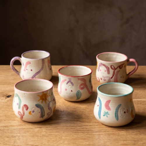 Tasses en céramique illustrées à la main pour neo·ka.
